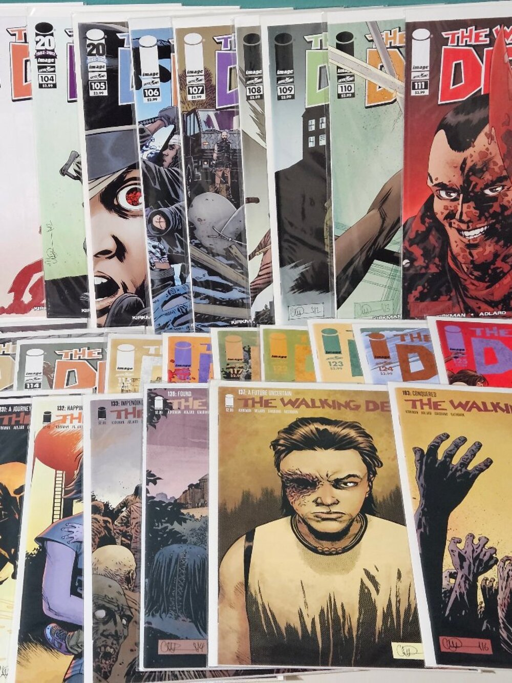 The Walking Dead #103-117, 122-125, 129-133, 136-137, 163 Image Lot of 28 C-048